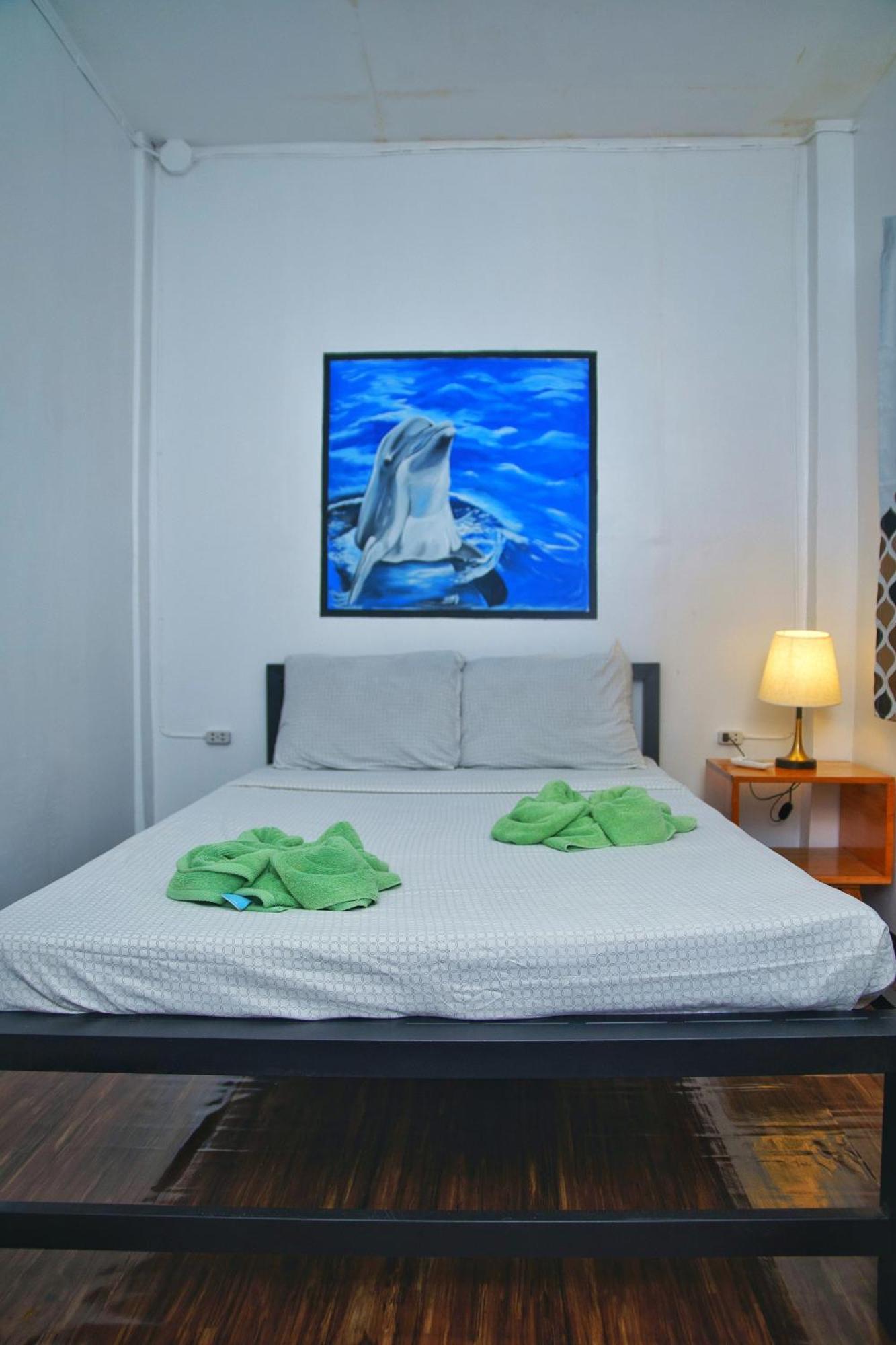 Ananas Guesthouse Moalboal Dış mekan fotoğraf